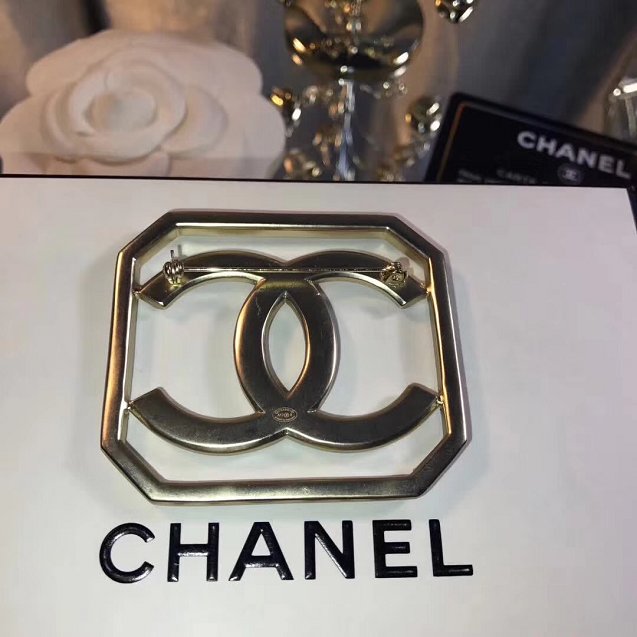Top quality CC brooch CH100
