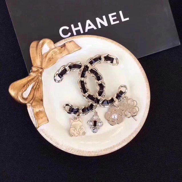 Top quality CC brooch CH118