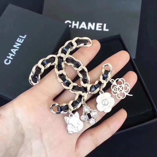 Top quality CC brooch CH118