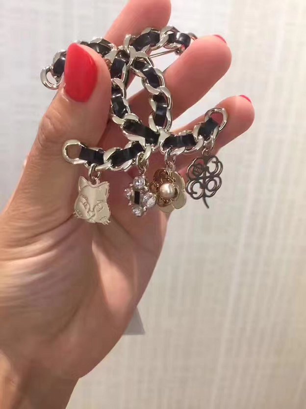 Top quality CC brooch CH125