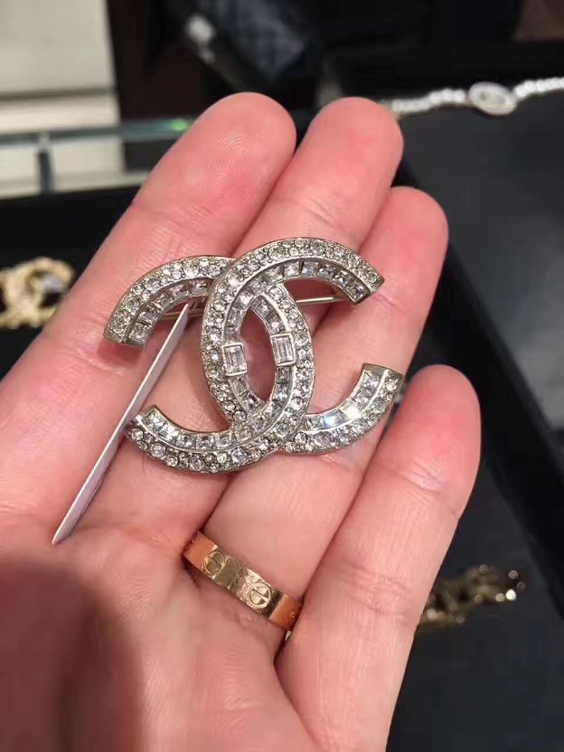 Top quality CC brooch CH128