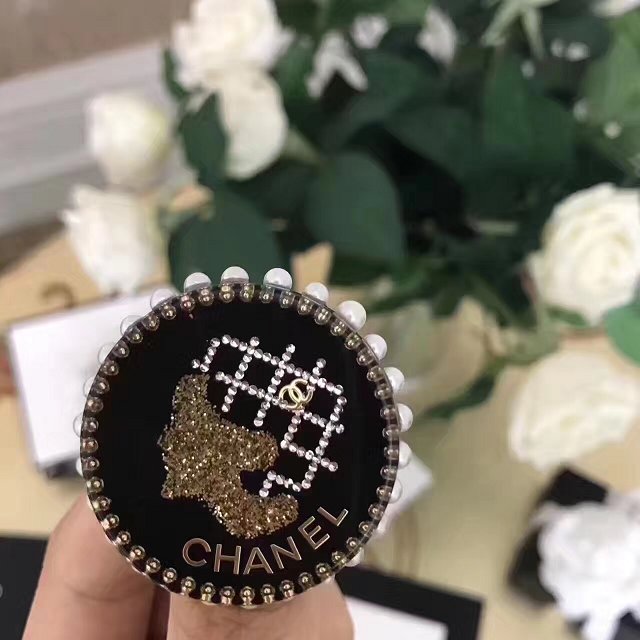Top quality CC brooch CH129