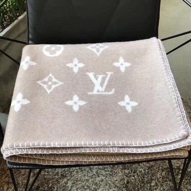 2018 louis vuitton top quality blanket L285 apricot