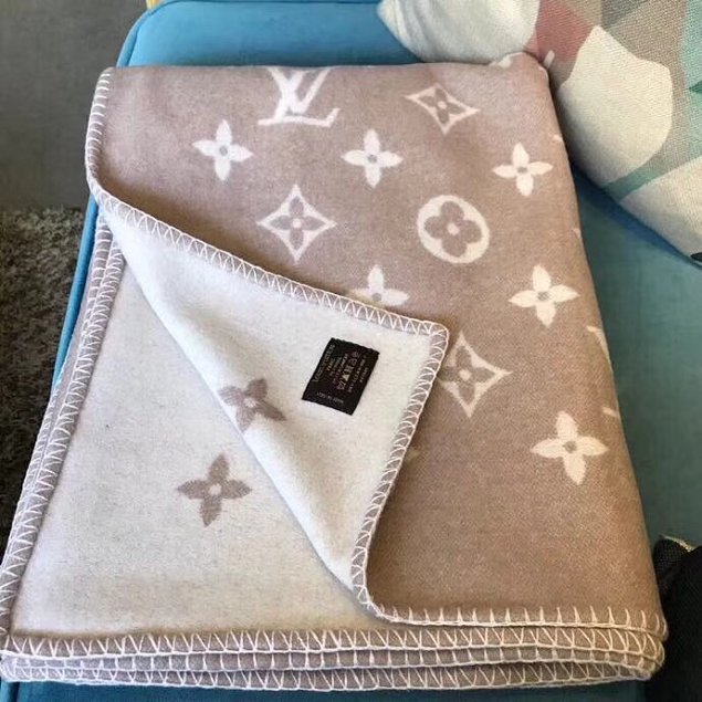 2018 louis vuitton top quality blanket L285 apricot