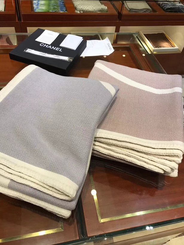 2019 CC top quality blanket C430 grey