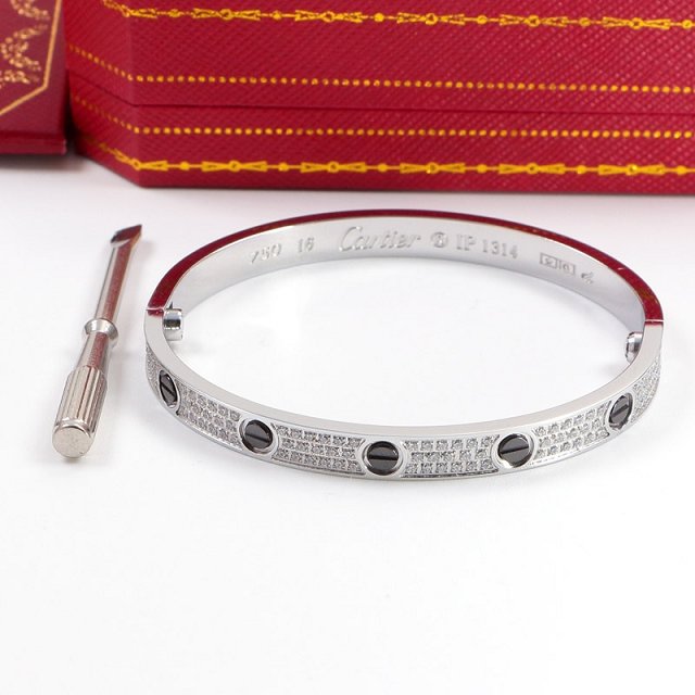 Cartier love bracelet small with black diamond B6048018 