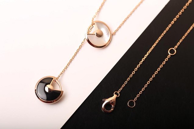 Cartier amulette de necklace B7224569
