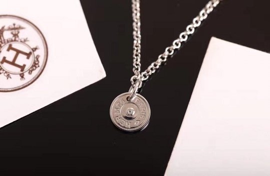 Hermes gambade pendant necklace H217395