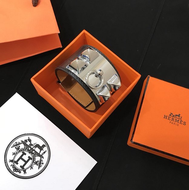 Herems crocodile leather CDC bracelet H109025 black