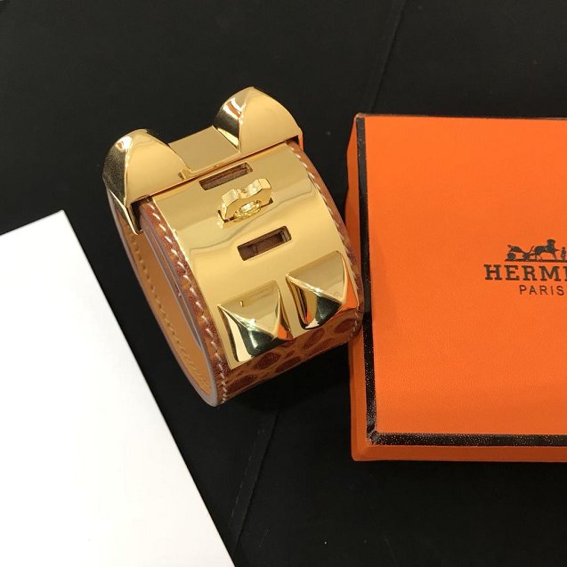 Herems crocodile leather CDC bracelet H109025 coffee