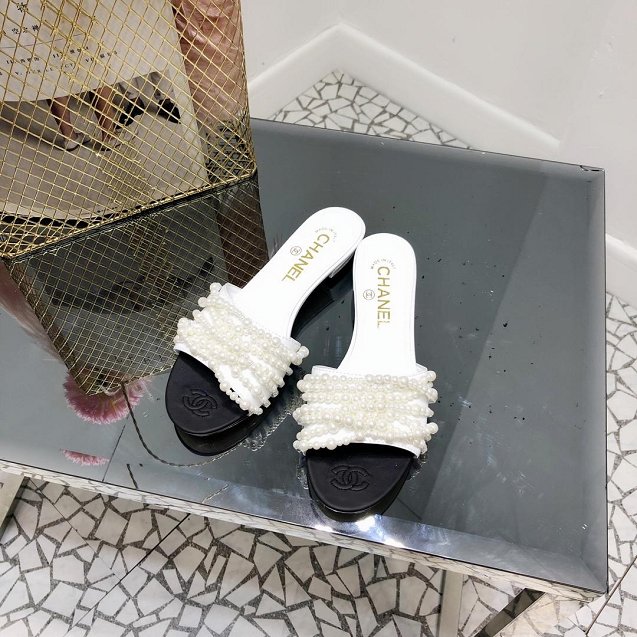 CC lambskin pearl mules G34684 white