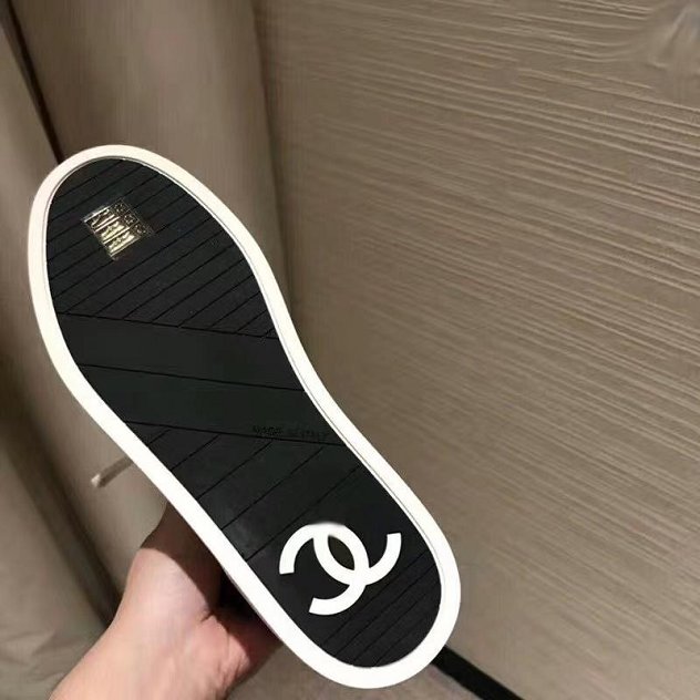 CC original calfskin sneakers G34358 white
