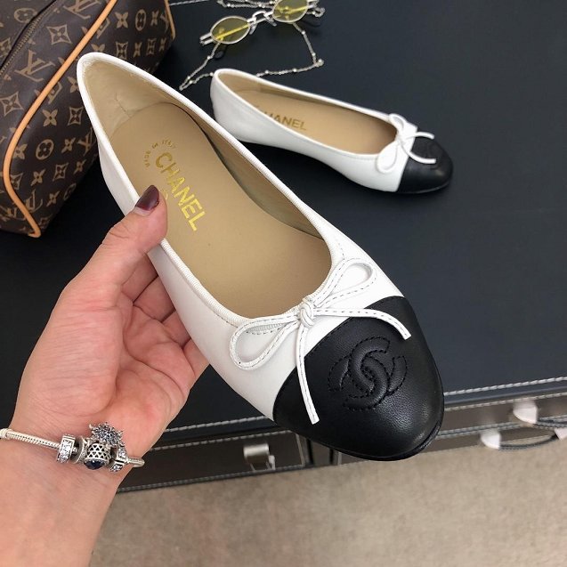 CC lambskin ballerinas G02819 