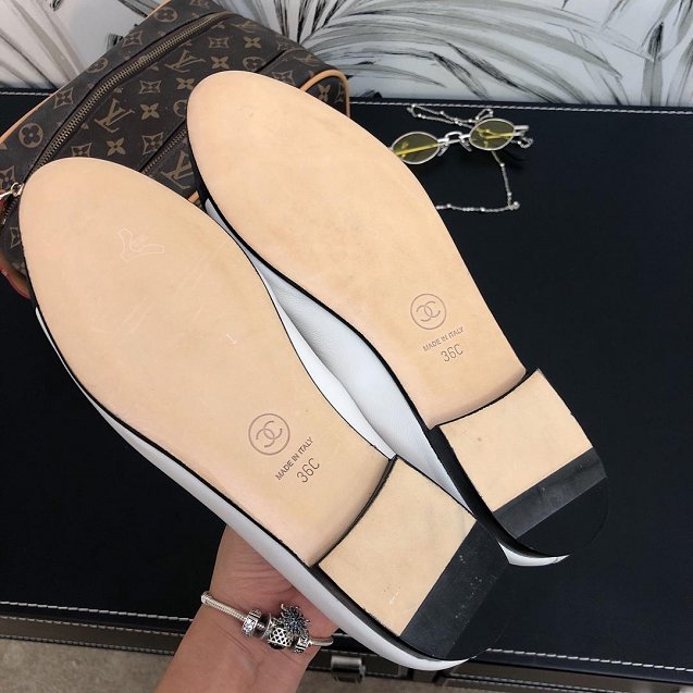 CC lambskin ballerinas G02819 