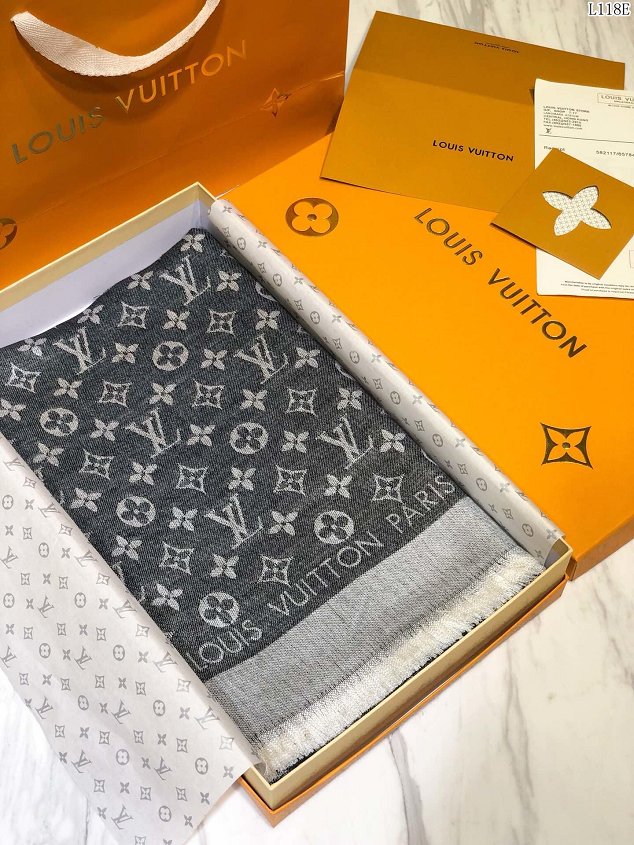 2020 louis vuitton top quality silk scarf L568 grey