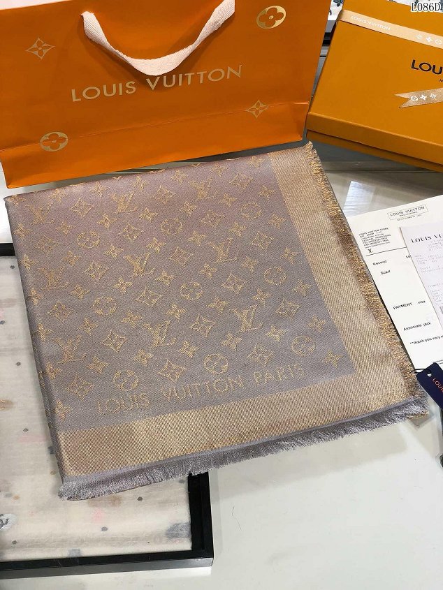 2020 louis vuitton top quality silk scarf L568 light grey&gold(small logo)