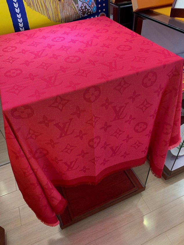 2020 louis vuitton top quality silk scarf L569 red