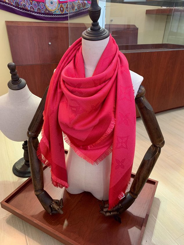 2020 louis vuitton top quality silk scarf L569 red