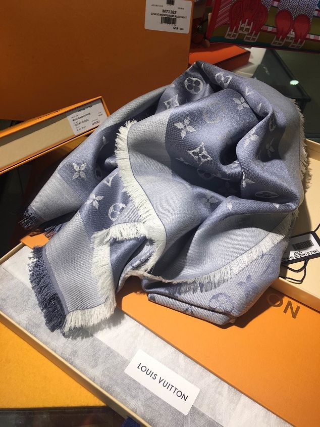 2020 louis vuitton top quality silk scarf L568 light blue