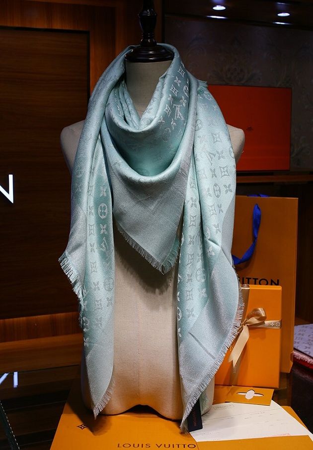 2020 louis vuitton top quality silk scarf L568 light green&silver