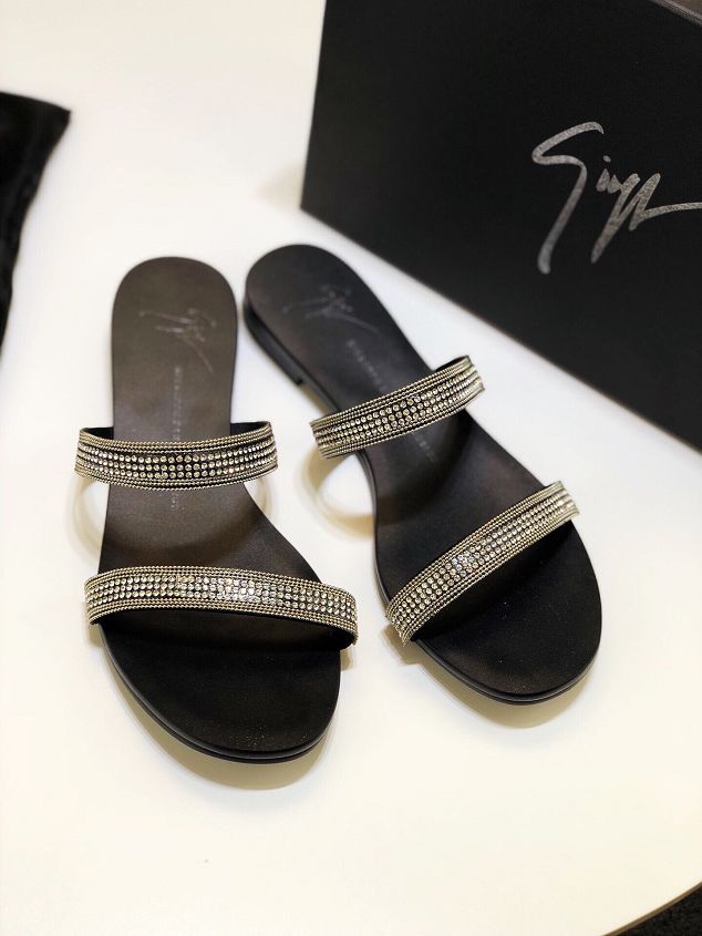 Giuseppe Zanotti original lambskin sandals GZ0026
