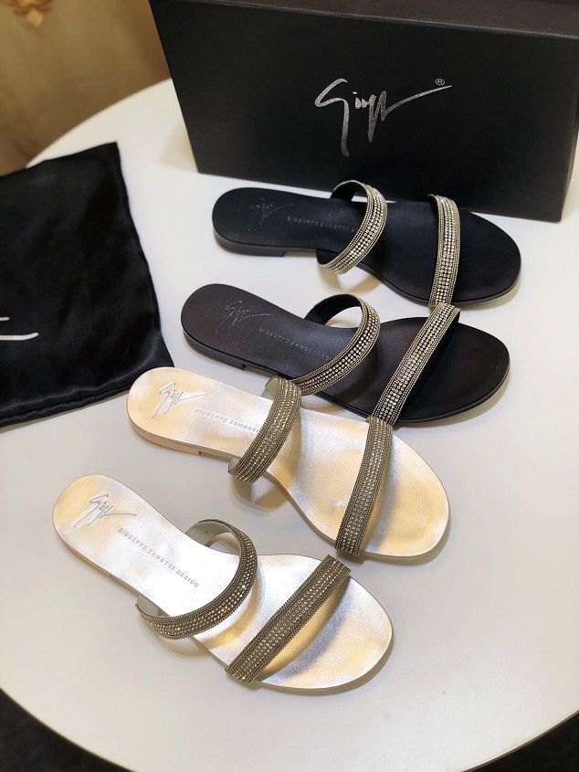 Giuseppe Zanotti original lambskin sandals GZ0026