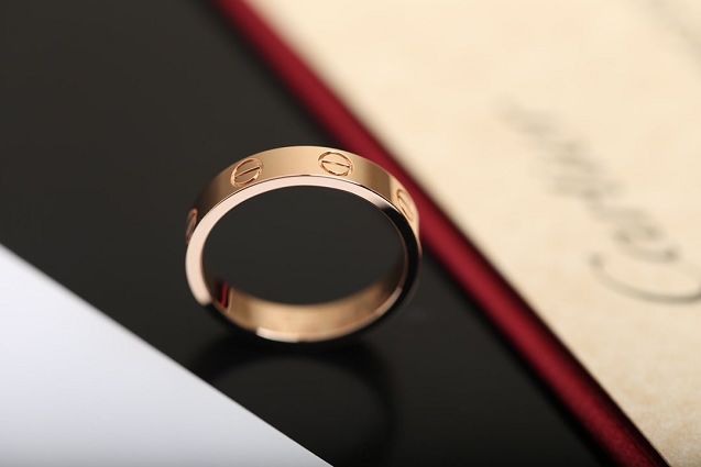 Cartier love ring b4084901