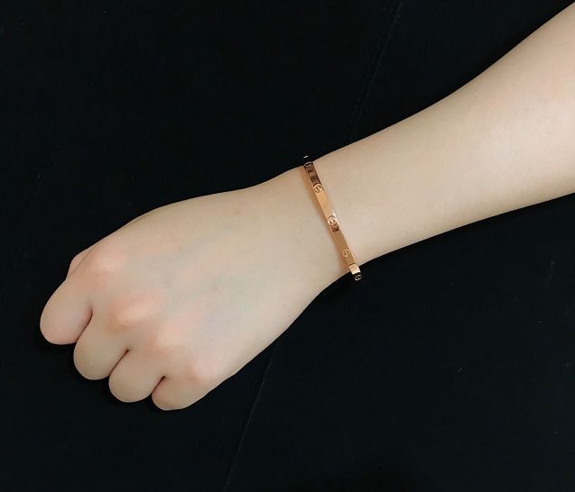 Cartier top quality SM love bracelet  B6047317