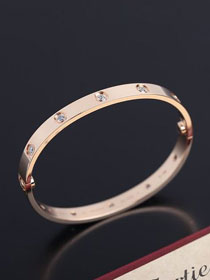 Cartier top quality love bracelet 10 diamonds B6040517