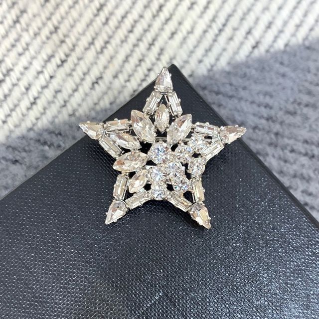 YSL brooch Y0007	