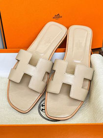 Hermes calfskin oran sandal HS0212