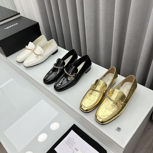 CC calfskin loafers CH0073