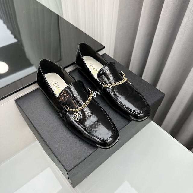 CC calfskin loafers CH0073
