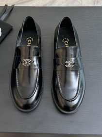 CC calfskin loafers CH0301