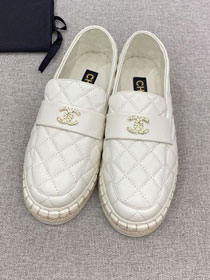 CC lambskin loafers CH0299