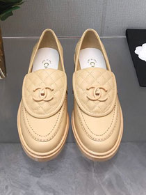 CC lambskin loafers CH0304
