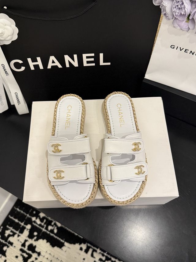 CC original lambskin mules CH00194