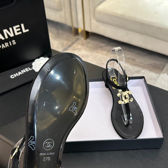 CC original suede calfskin thongs CH00270