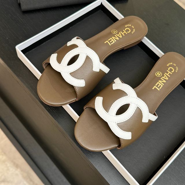 CC original lambskin mules CH00299