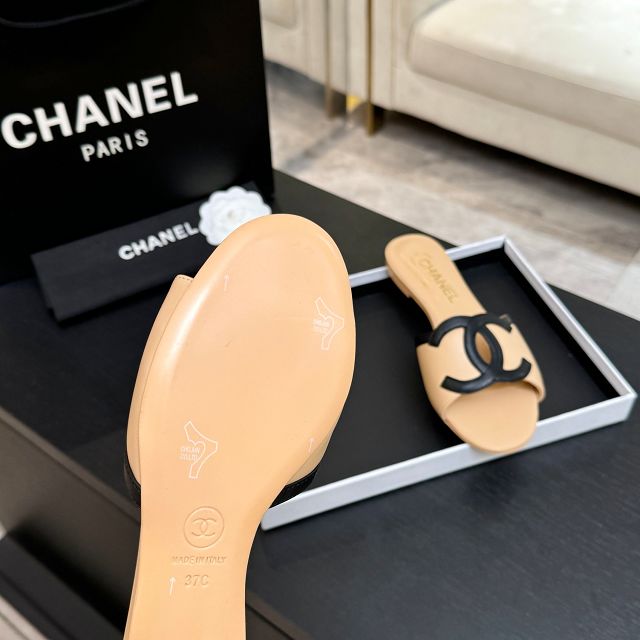 CC original lambskin mules CH00299