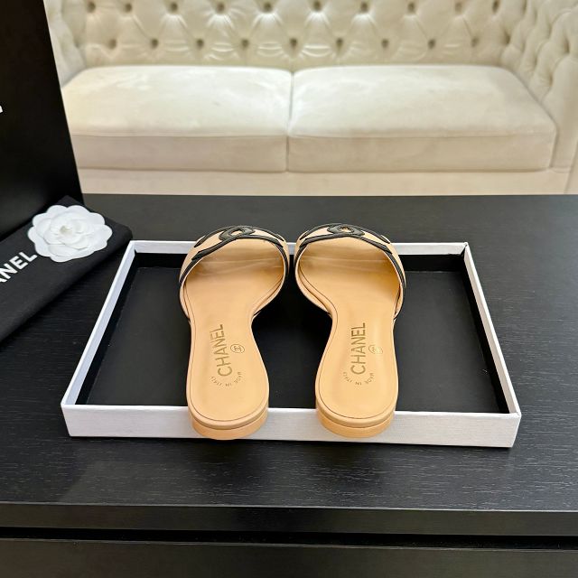 CC original lambskin mules CH00299