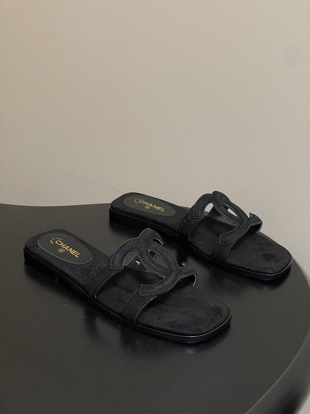 CC original lambskin mules CH00302