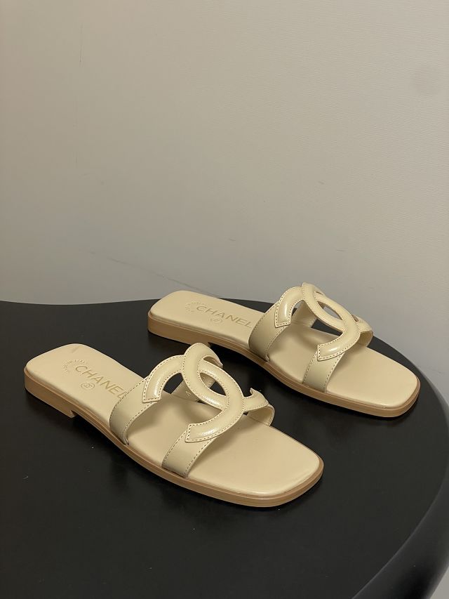 CC original lambskin mules CH00302