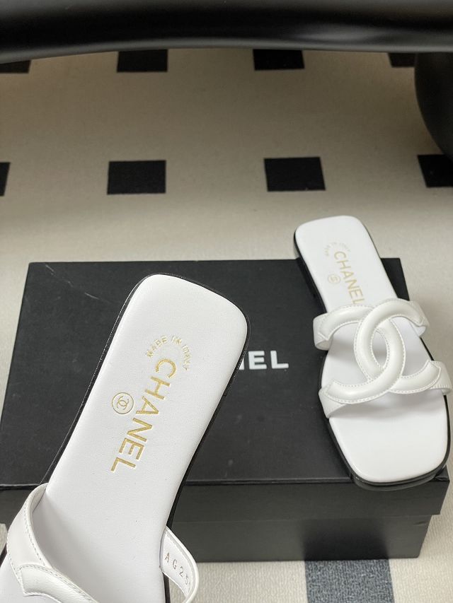 CC original lambskin mules CH00302