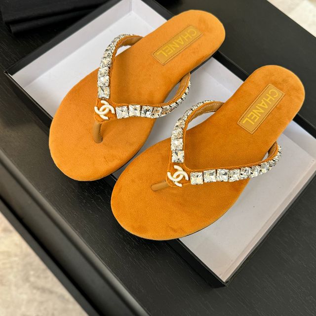 CC original suede calfskin thongs CH00325