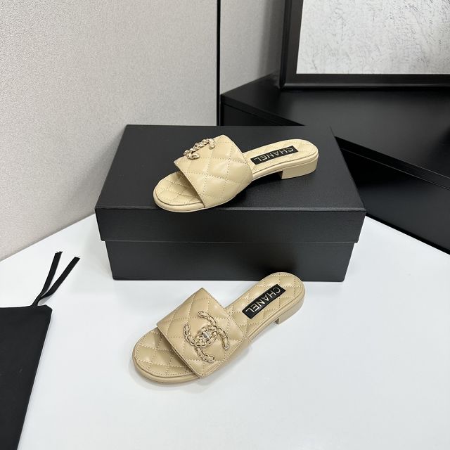 CC original lambskin mules CH00363