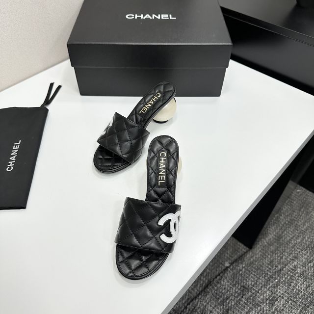 CC original lambskin mules CH00370