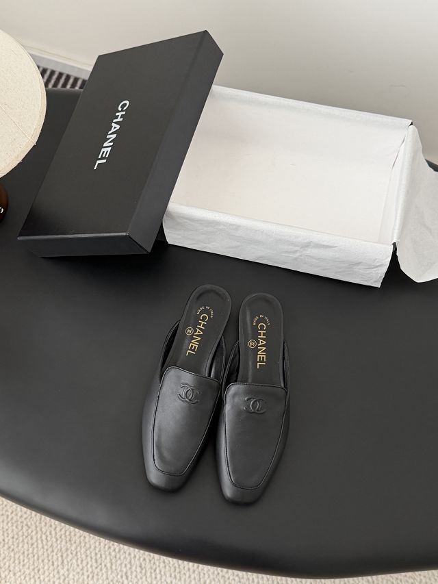 CC original lambskin mules CH00376