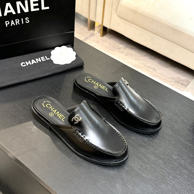 CC original calfskin mules CH00387