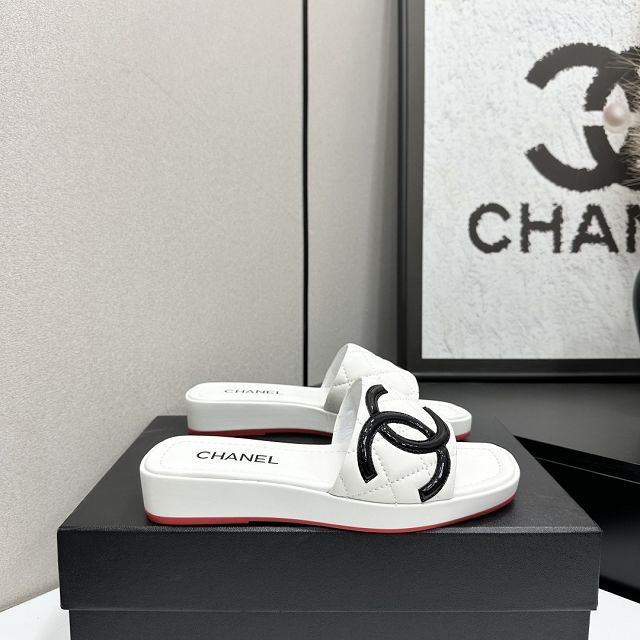 CC original lambskin mules CH00383